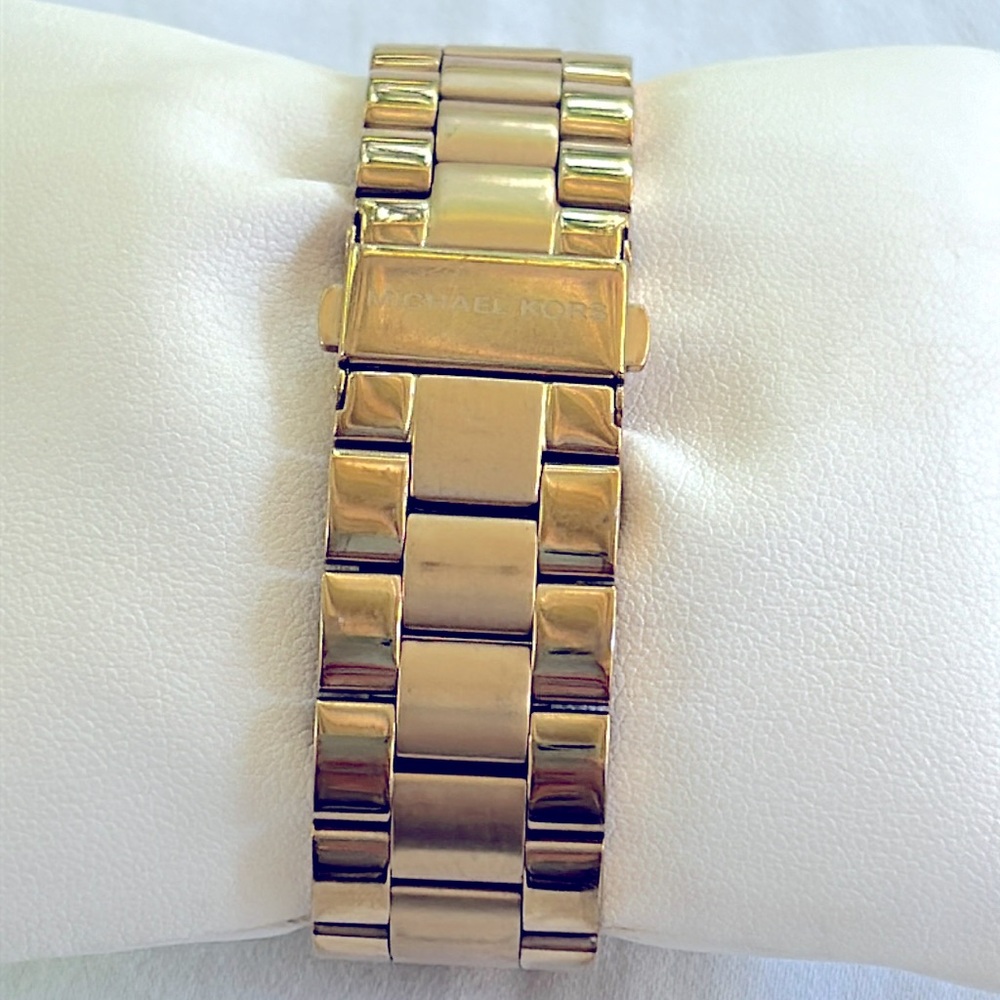 Working! Ladies Michael Kors Slim Runway Minimalist Watch Style #3179 - Picture 3 of 8